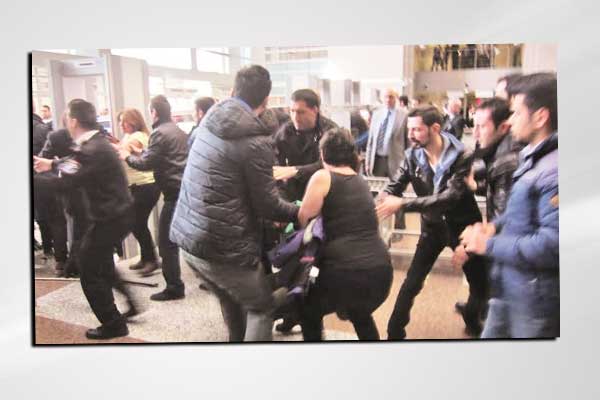 Avukat araması kördüğüm