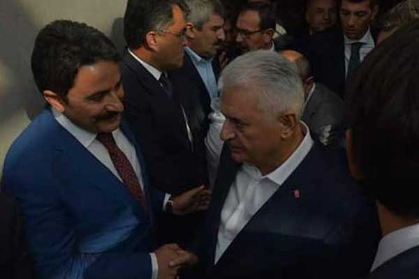 Yıldırım, belediye başkanları ile görüştü