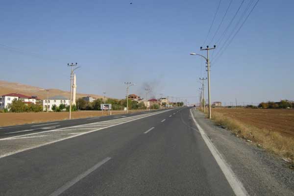 Tunceli Pertek Karayolu ulaşıma kapatıldı