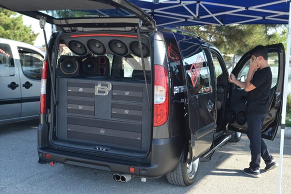 35 bin liralık aracı 105 bin liraya modifiye etti!