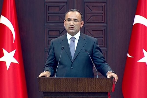 Bekir Bozdağ: 'Ortada delil yok, uydurma şeyler var'