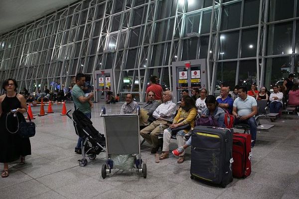 Donald Trump yönetiminden Yüksek Mahkemeye 'seyahat yasağı' başvurusu