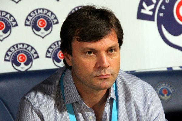 Ertuğrul Sağlam: 'Orta hakemi de, 4. hakemi de affetmeyeceğim'