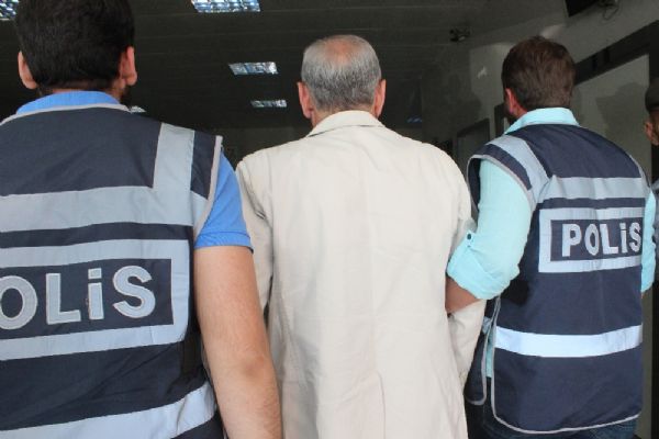 Kocaeli'de FETÖ firarileri 'güvenli ev'de yakalandı