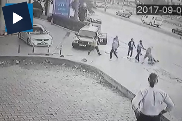 Otomobiline sürten sürücüyü darp etti