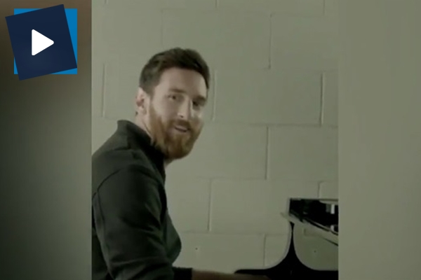 Messi bu sefer elleriyle şov yaptı!