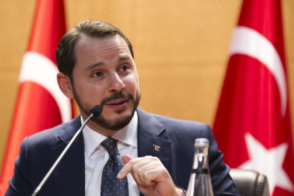Berat Albayrak: 'Kimse Türkiye'den diğer yanağına da tokat yemesini beklemesin'