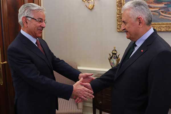 Yıldırım, Pakistan Dışişleri Bakanı ile görüştü