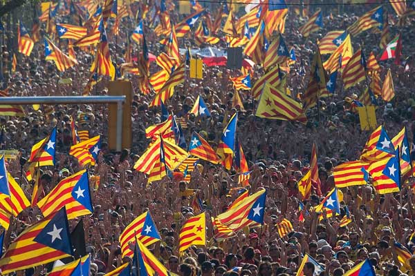 İspanya Anayasa Mahkemesi'nden 'Katalonya' kararı!