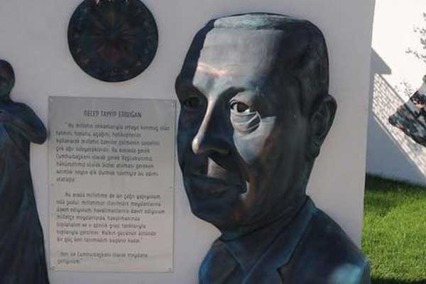 Kocaeli'de Erdoğan büstü kaldırıldı