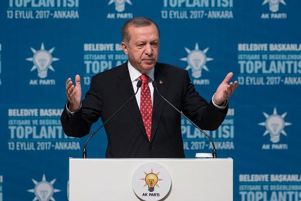 Cumhurbaşkanı Erdoğan: Belediyelerimiz heykelimi değil hizmete yönelik eserler diksin