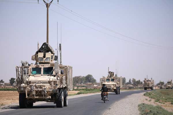 ABD Suriye'de PYD'ye silah göndermeye devam ediyor