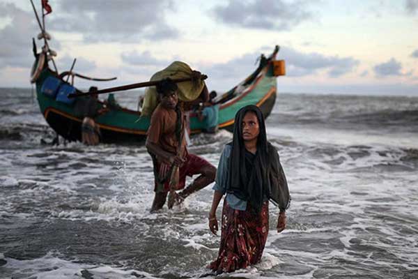 Çin, Myanmar'ın katliamlarından memnun