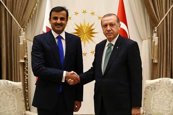 Erdoğan, Katar Emiri ile bir araya geldi