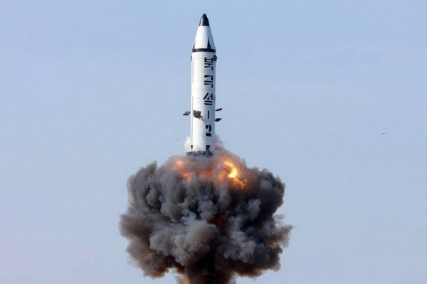 Kuzey Kore füze fırlattı! Japonya alarmda!