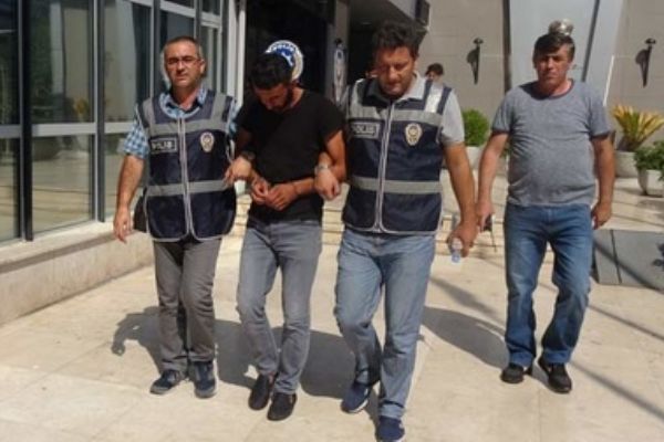 Bursa'da 1 milyon liralık kalıpları çalıp 10 bin liraya hurdacıya satmış