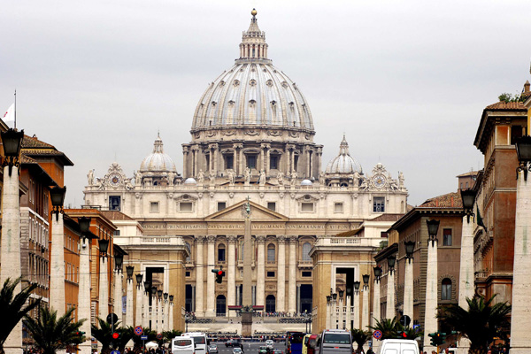 Vatikan, ABD'deki diplomat rahibini geri çekti