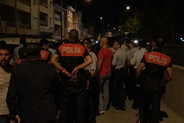 Bursa'da çocuk kavgası büyüdü, mahalle karıştı