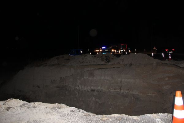 Erzurum'da kaza mahalline giden asker yoldaki dev çukura düştü