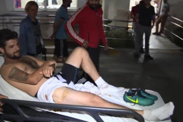 İstanbul'da amatör futbolcu sahada vuruldu! Yorgun mermi...