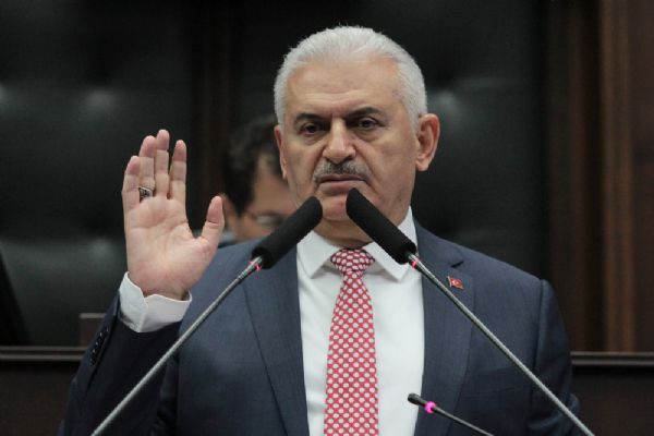 Başbakan Binali Yıldırım'dan referandum açıklaması