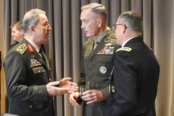 Hulusi Akar: Suriye'de terör koridoruna izin vermeyeceğiz