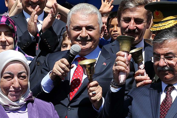 Yıldırım ilk ders zilini Şanlıurfa'da çalacak