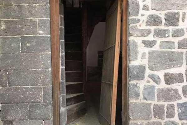 'Sokağa çıkma yasağı var ama her gün hırsızlık oluyor'