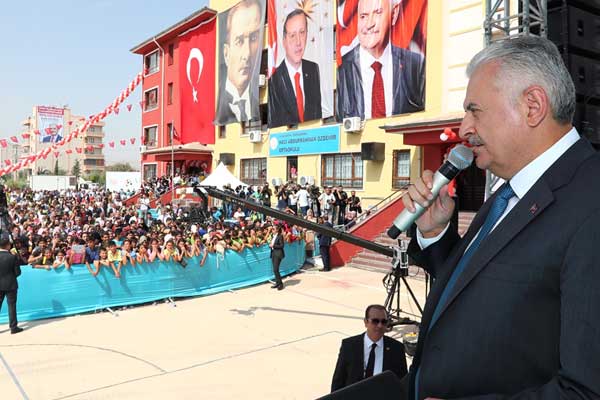Yıldırım'dan müfredat eleştirilerine cevap