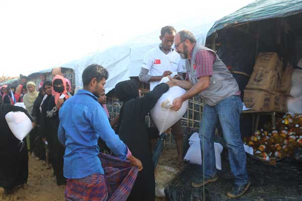 Filistin halkından Arakan’a anlamlı yardım