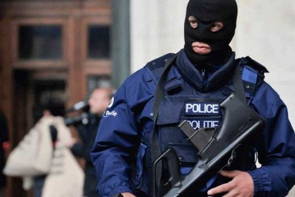 Yunanistan'da iki Türk firar etti