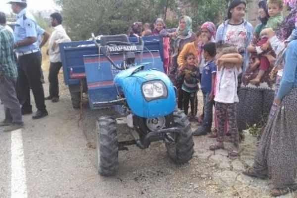 Çelikhan'da 'patpat' devrildi: 14 kişi yaralandı