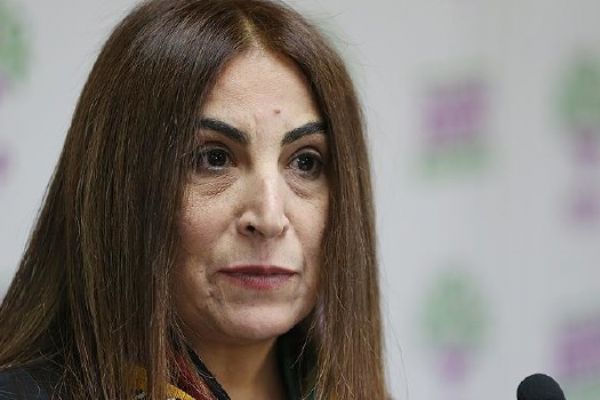 HDP'li Aysel Tuğluk'un annesinin cenazesinde çıkan olayda 3 kişi tutuklandı