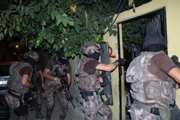 3 ilde uyuşturucu operasyonu: 18 kişi gözaltına alındı