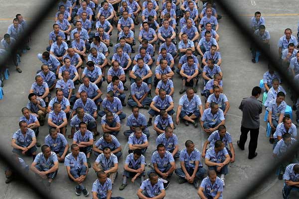 Çin hapishanesinde 210 gün