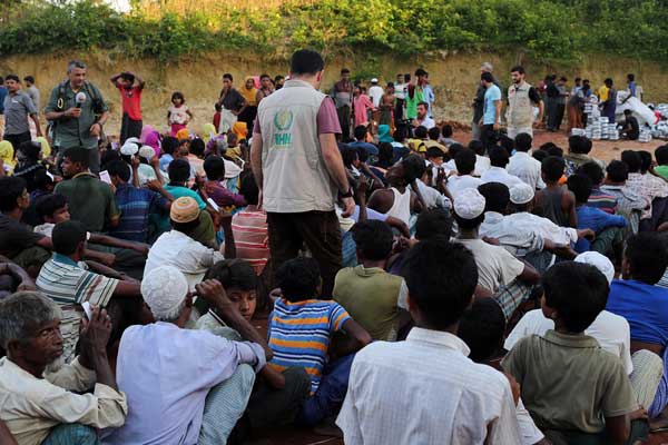 İHH’dan 110 bin Arakanlı’ya yardım