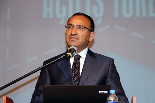 Bozdağ noktayı koydu: Türkiye S-400 füzesi alacak