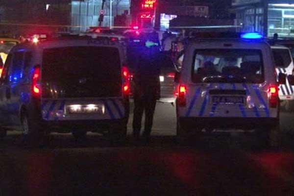 Gaziosmanpaşa'da polise silahlı saldırı