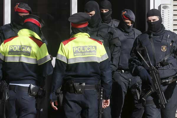 İspanyol polisinden Katalonya baskını