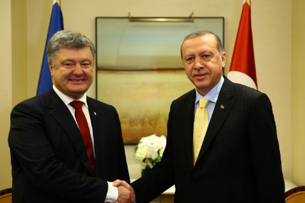 Cumhurbaşkanı Erdoğan, Ukrayna Devlet Başkanı Poroşenko ile görüştü
