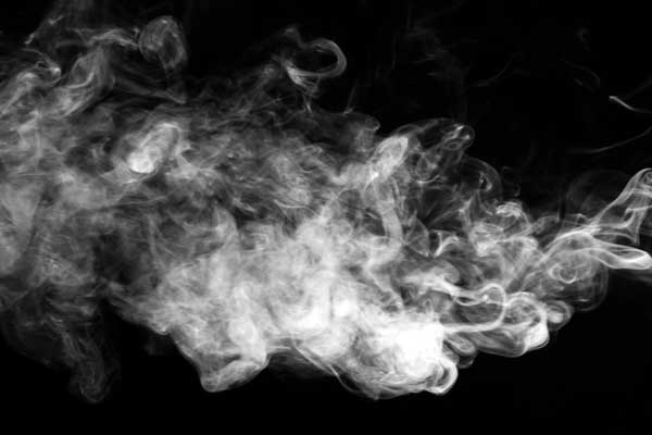 Elektronik sigara ‘peynir-ekmek’ gibi satılıyor