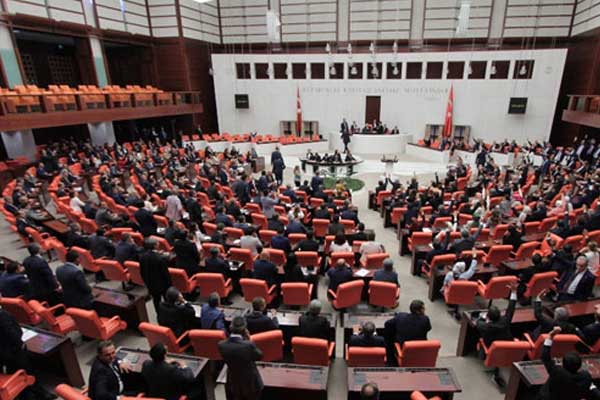 Irak ve Suriye tezkereleri yarın görüşülecek