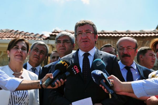 Engin Altay: Tezkere terörle mücadeleyi esas alıyorsa destek veririz