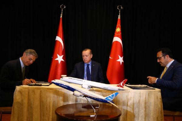 Erdoğan, THY-Boeing imza törenine katıldı