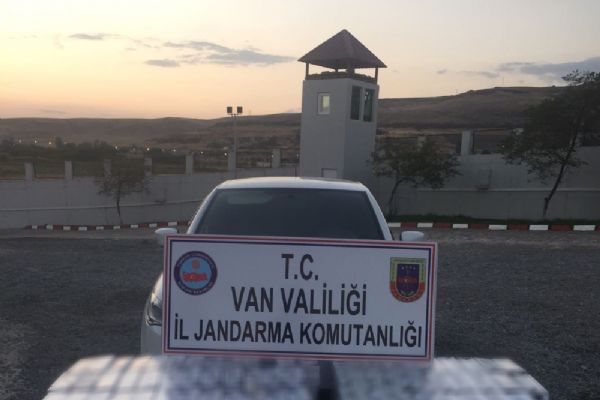 500 bin TL'lik kaçak sigara ele geçirildi