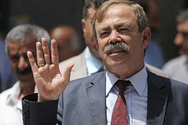 Aranan eski HDP'li belediye başkanı teslim oldu