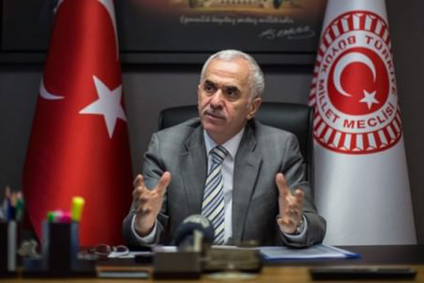 Topbaş'ın istifasına AK Parti'den ilk yorum