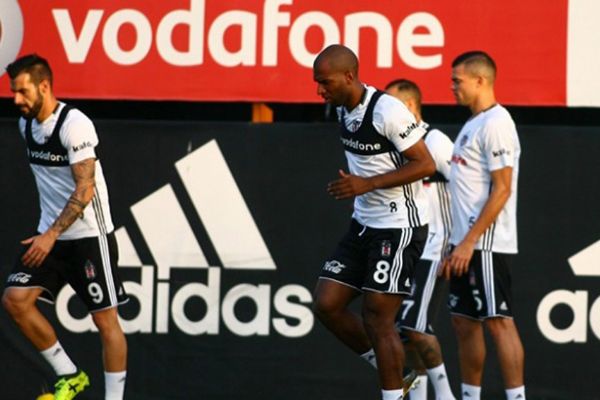 Beşiktaş'ta derbi maçın hazırlıkları sona erdi