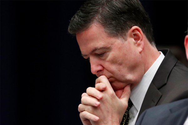 Eski FBI direktörüne üniversitede protesto