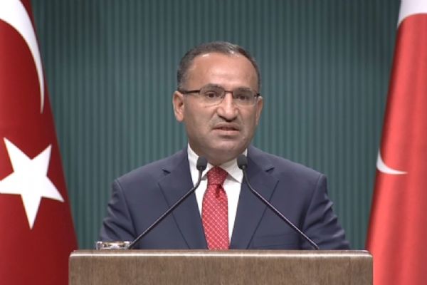 Bekir Bozdağ'dan IKBY'ye referandum uyarısı